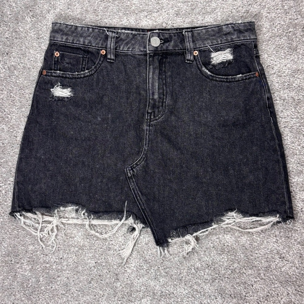 BDG‎ Urban Outfitters Black Distressed Denim Mini Skirt Size M Acid Wash Raw Hem
